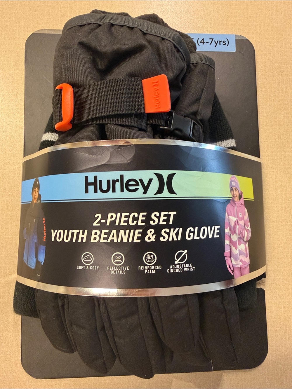 NWT Hurley Youth Black Beanie & Ski Gloves 2-Piece Set